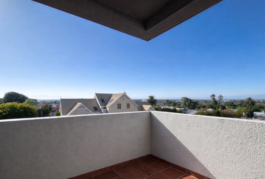 2 Bedroom Property for Sale in Wynberg Western Cape